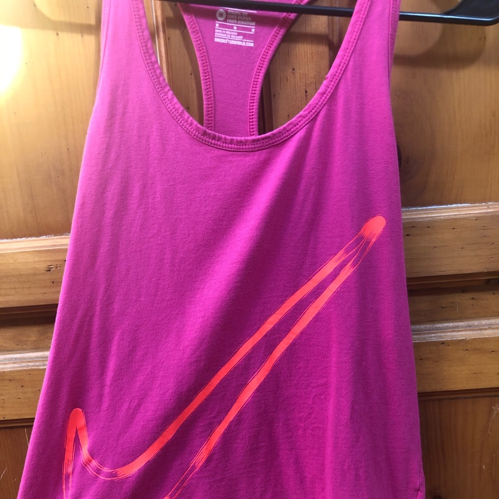 Nike hot pink workout muscle tee